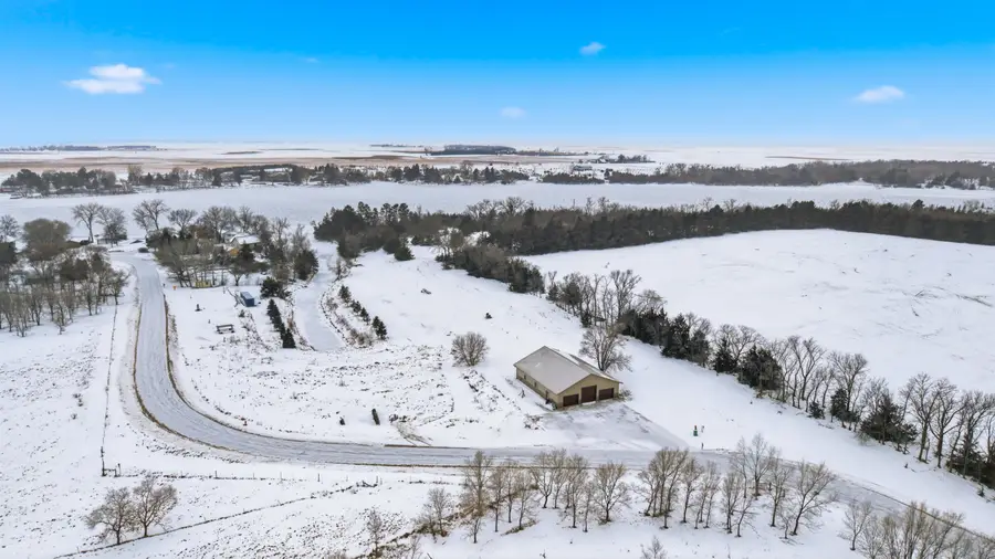 379511 N Shore Drive, Aberdeen, SD 57401 - #2