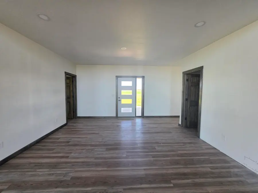 38515 129th Street, Aberdeen, SD 57401 - #2