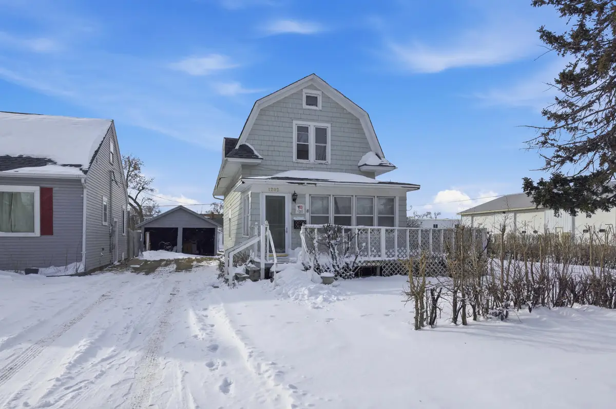 1202 S 1st Street, Aberdeen, SD 57401 - #1