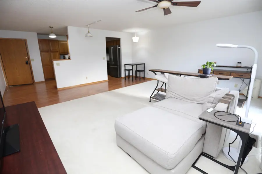 1515 E Melgaard Road, Aberdeen, SD 57401 - #2