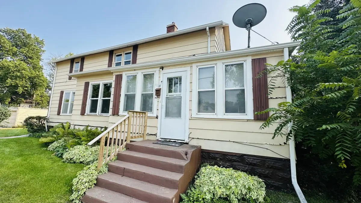 822 N Washington Street, Aberdeen, SD 57401 - #1