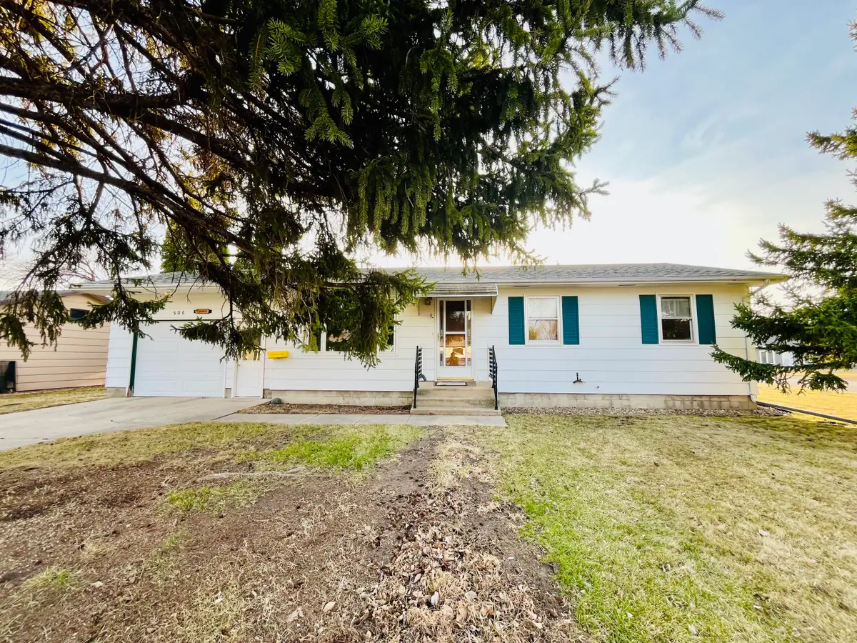 506 Kettering Drive, Aberdeen, SD 57401 - #1