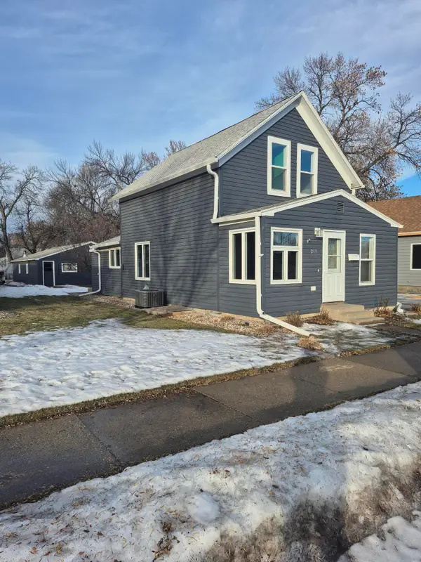 213 N Penn Street, Aberdeen, SD 57401