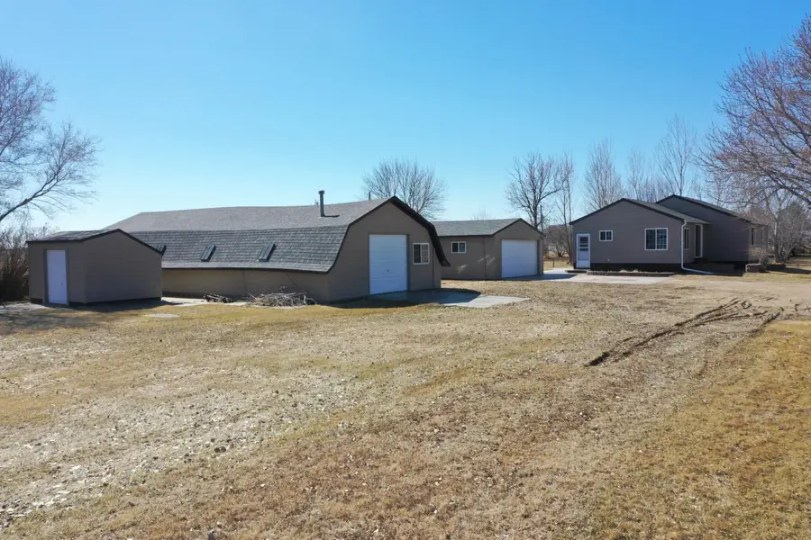 2419 S 385th Avenue, Aberdeen, SD 57401 - #3