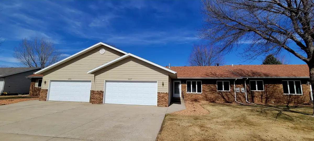 2207 SE Crystal Avenue, Aberdeen, SD 57401 - #1