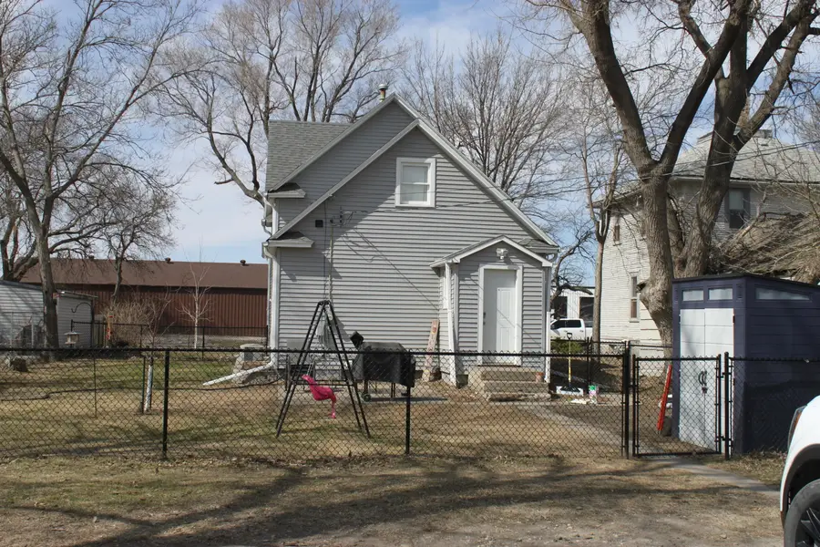 219 S 4th Street, Aberdeen, SD 57401 - #2