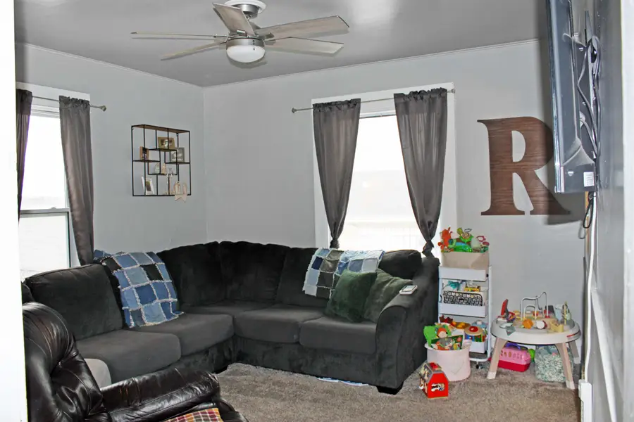 219 S 4th Street, Aberdeen, SD 57401 - #3