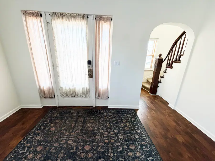 512 S Kline Street, Aberdeen, SD 57401 - #2