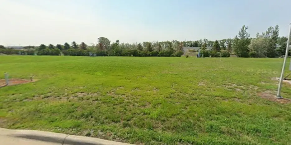 2722  Oakwood Lane, Aberdeen, SD 57401 - #1