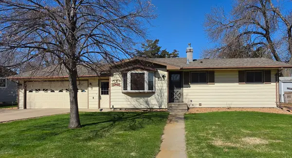 623 Kettering Drive, Aberdeen, SD 57401