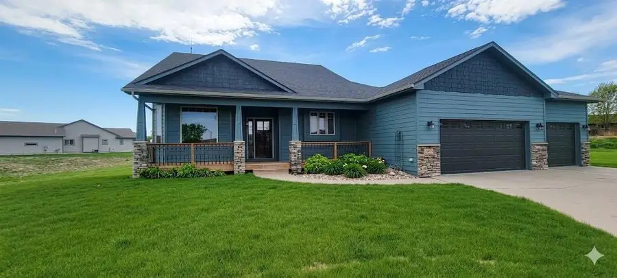 2401 E Baxter Circle, Sioux Falls, SD 57104 - #2