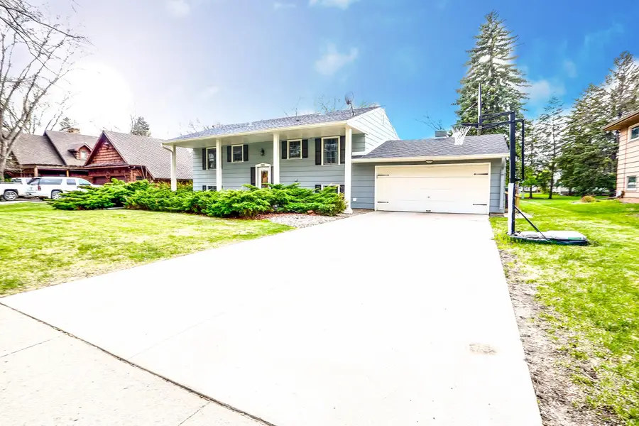 1231 N Kline Street, Aberdeen, SD 57401 - #3