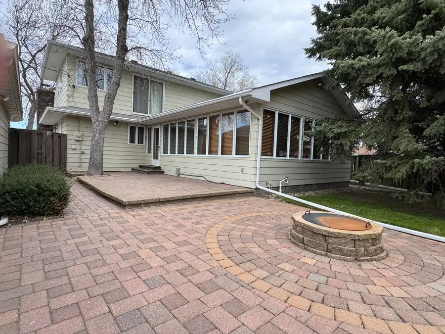1733 Marshall Road, Aberdeen, SD 57401 - #2