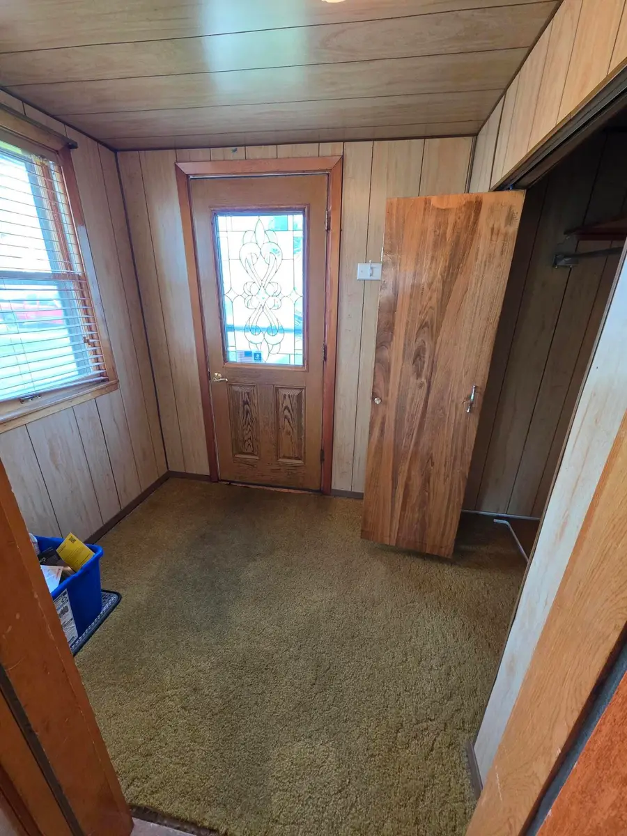 418 N Lloyd Street, Aberdeen, SD 57401 - #2