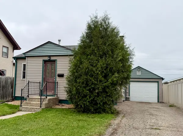 911 S 9th Street, Aberdeen, SD 57401