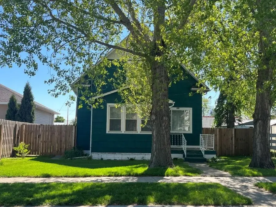 414 W 2nd Avenue, Mobridge, SD 57601 - #2