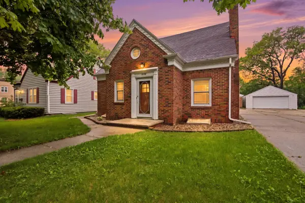 1424 S Main Street, Aberdeen, SD 57401