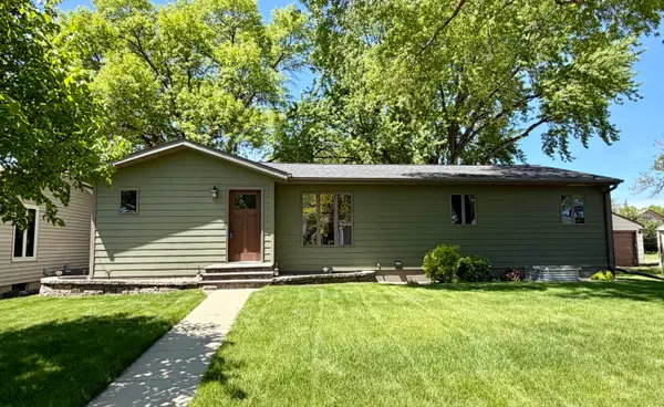 814 S Park Street, Aberdeen, SD 57401