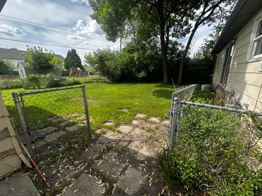 623 N High Street, Aberdeen, SD 57401 - #3