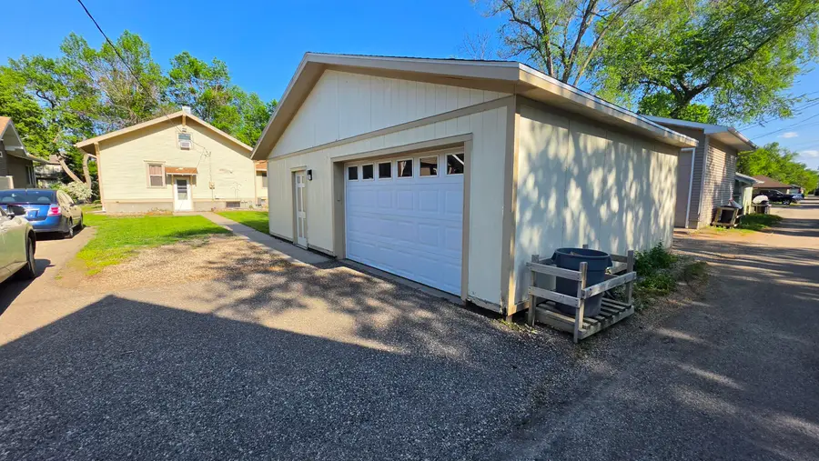 1306 S 2nd Street, Aberdeen, SD 57401 - #2