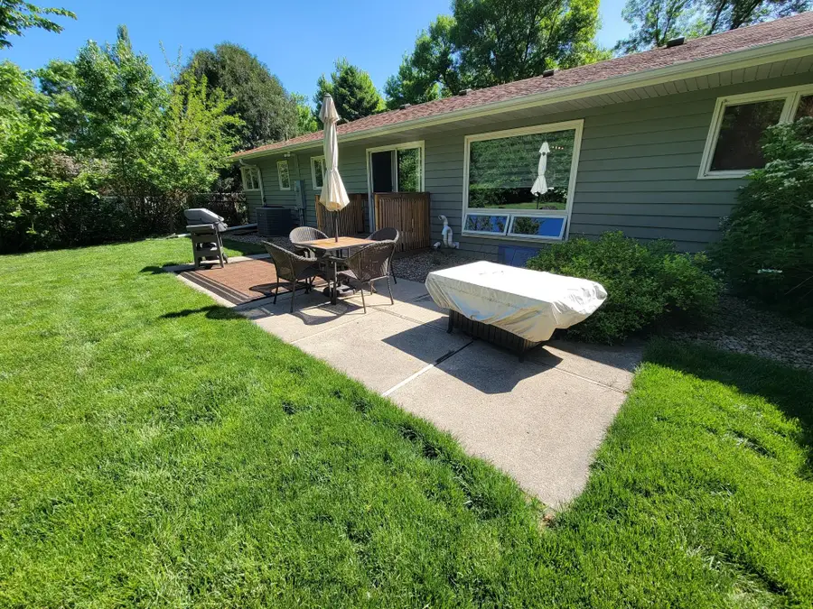 1824 Eisenhower Circle, Aberdeen, SD 57401 - #2