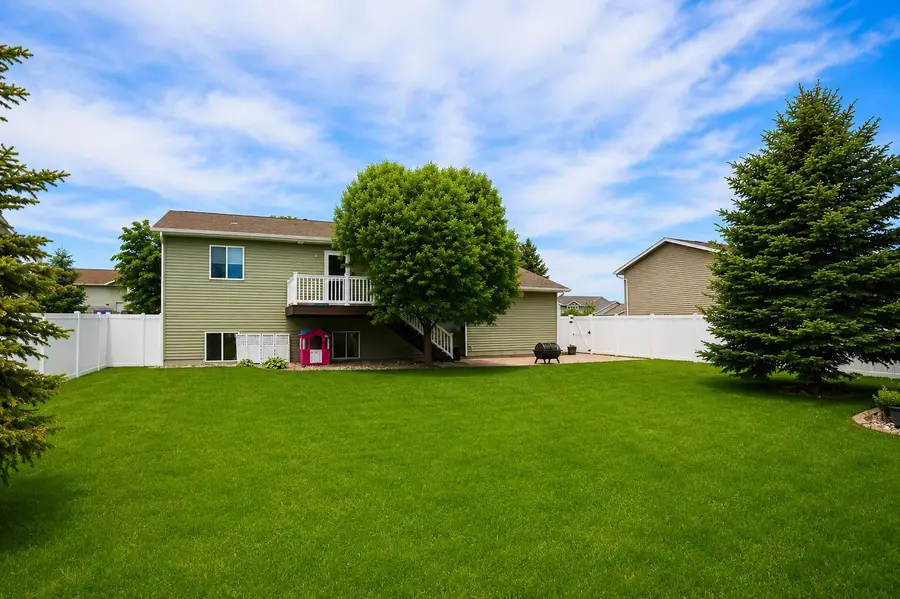 1208 Plum Lane, Aberdeen, SD 57401 - #3