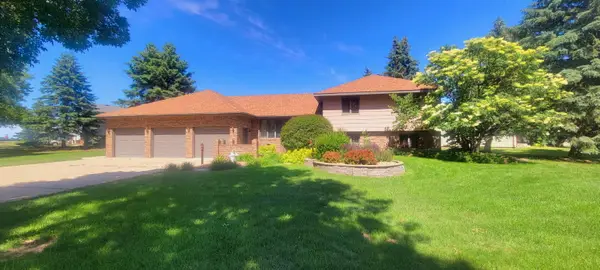 403 NE 22nd Avenue, Aberdeen, SD 57401