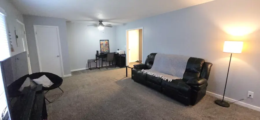 1222 NE 11th Avenue, Aberdeen, SD 57401 - #3