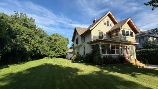 1014 S Jay Street, Aberdeen, SD 57401