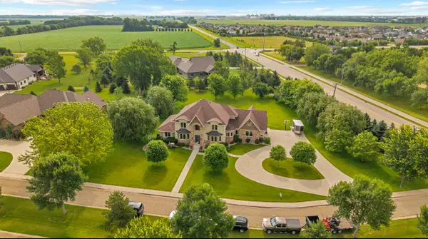 2410 Quail Run Boulevard, Aberdeen, SD 57401