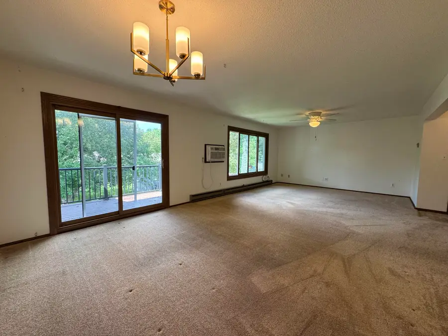723 NE 15th Avenue, Aberdeen, SD 57401 - #3