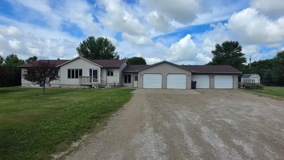 12867 E Pleasant Valley Drive, Aberdeen, SD 57401 - #1