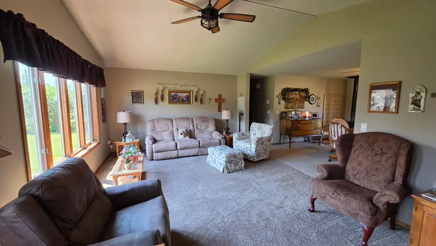 12867 E Pleasant Valley Drive, Aberdeen, SD 57401 - #3