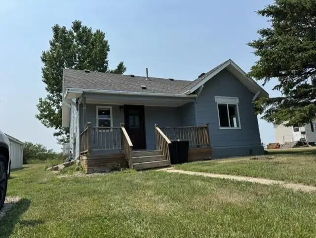402 N 11th Avenue, Faulkton, SD 57438 - #2
