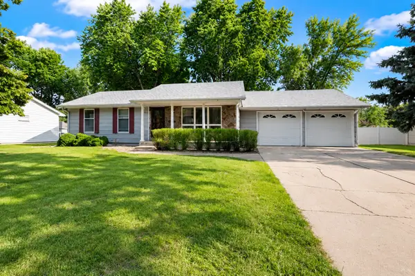 410 21st Avenue, Aberdeen, SD 57401