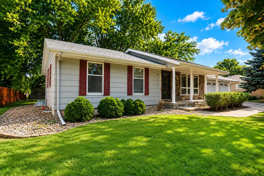 410 21st Avenue, Aberdeen, SD 57401 - #2