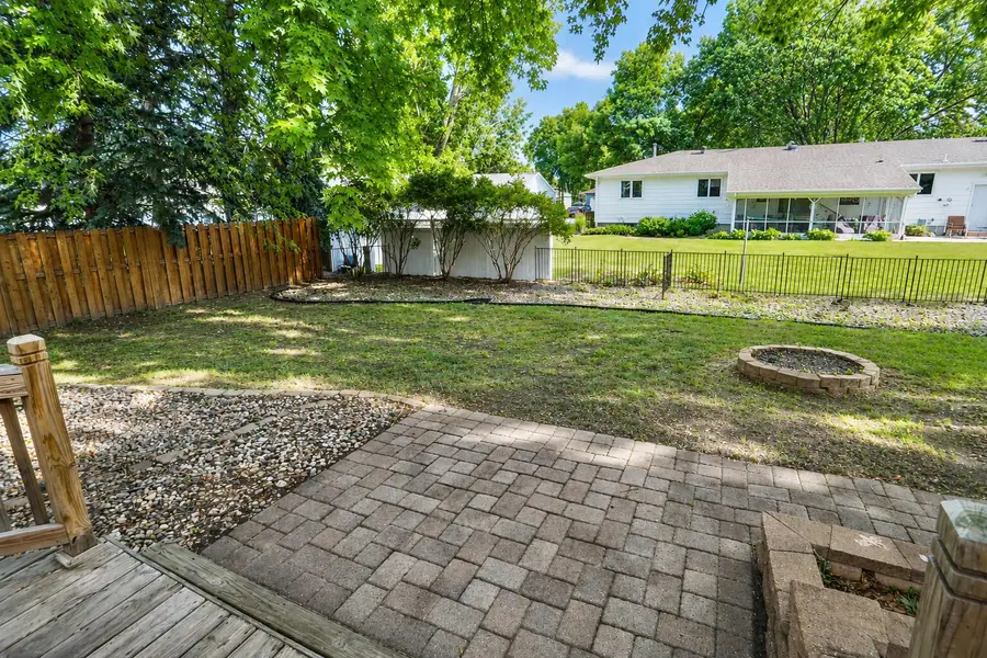 410 21st Avenue, Aberdeen, SD 57401 - #3