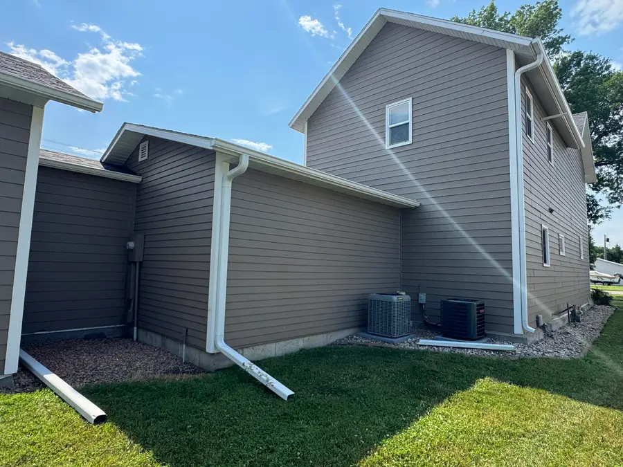 105 2nd Street, Mellette, SD 57461 - #3