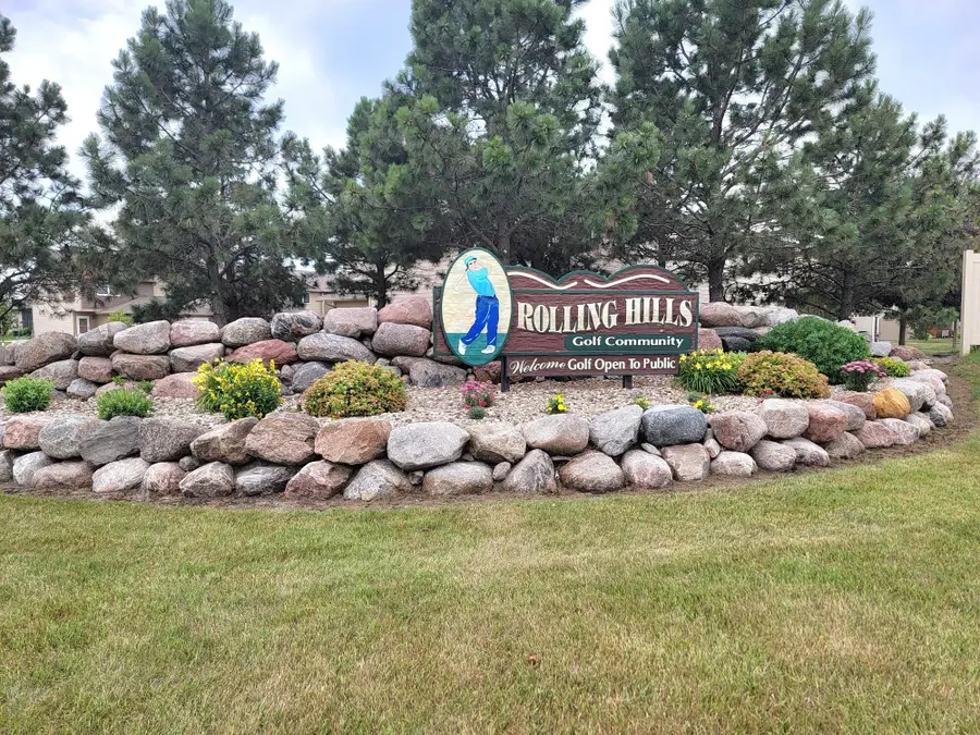 511 E Palmer Circle, Aberdeen, SD 57401 - #2
