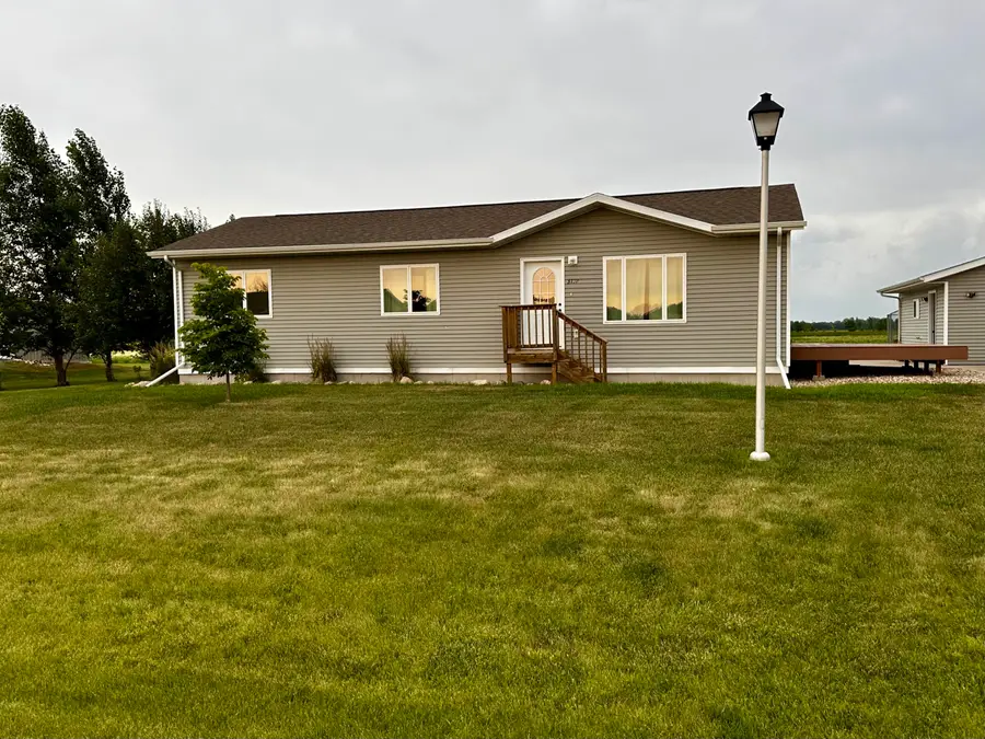 3112 Magnolia Street, Aberdeen, SD 57401 - #2