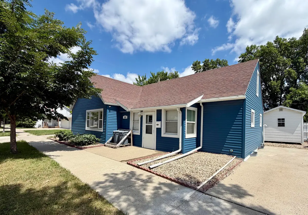 315 S 9th Street, Aberdeen, SD 57401 - #1
