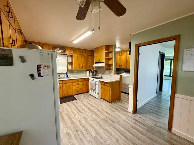 2211 SE Prospect Avenue, Aberdeen, SD 57401 - #3
