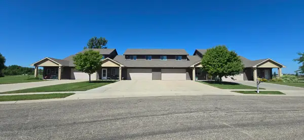 904 Villa Drive, Aberdeen, SD 57401