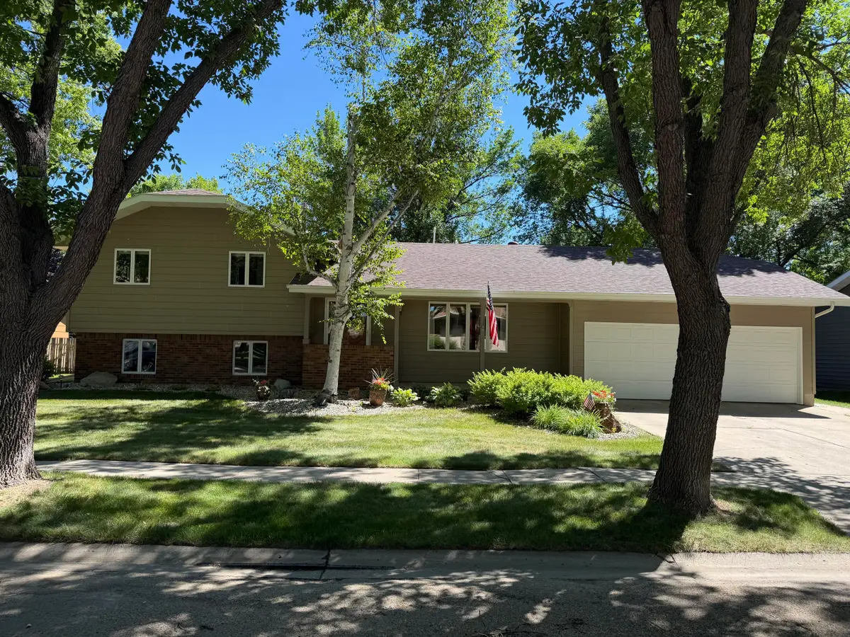 1310 Norwood Drive, Aberdeen, SD 57401 - #1