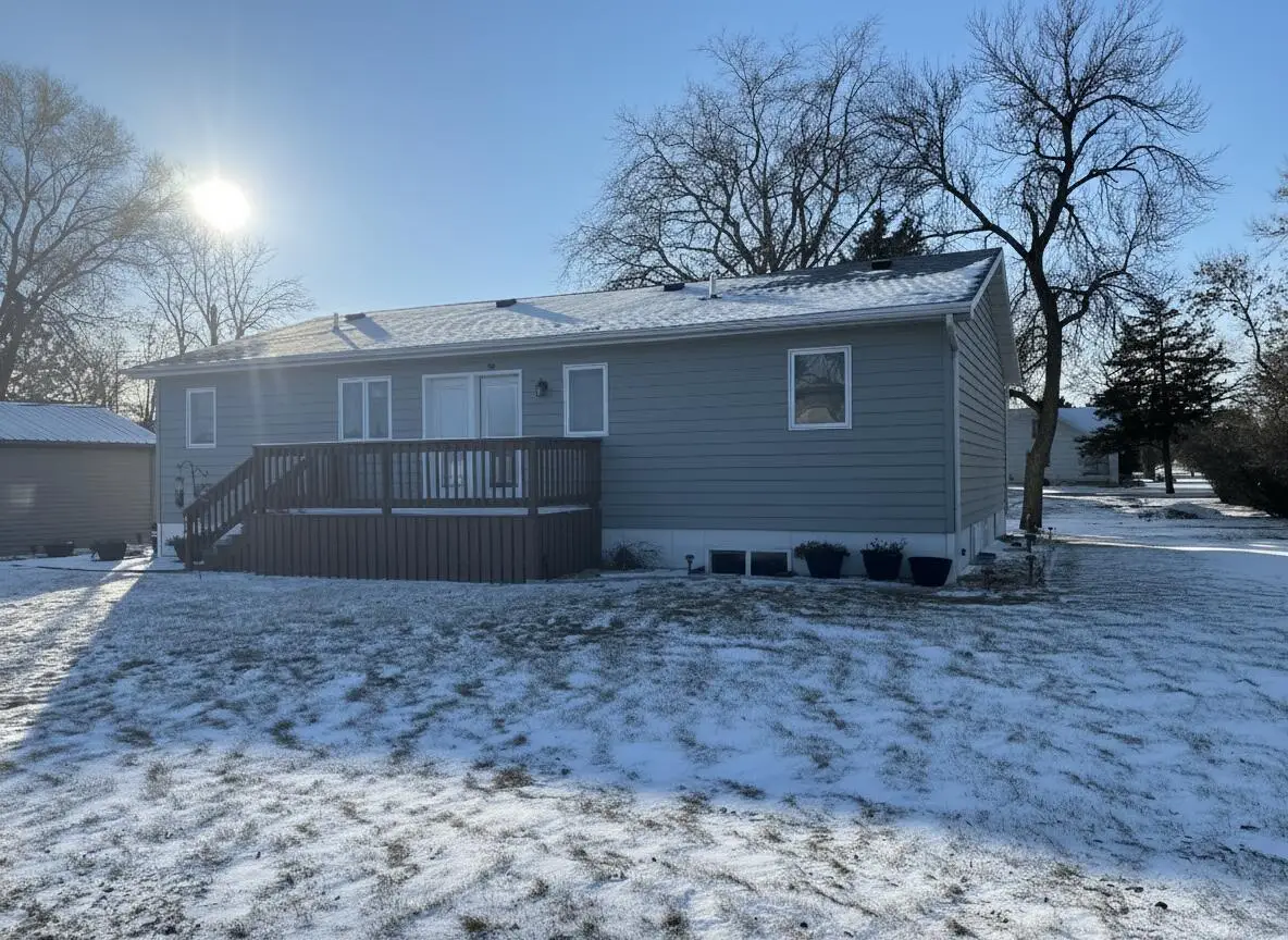 611 St. John Street, Faulkton, SD 57438 - #1