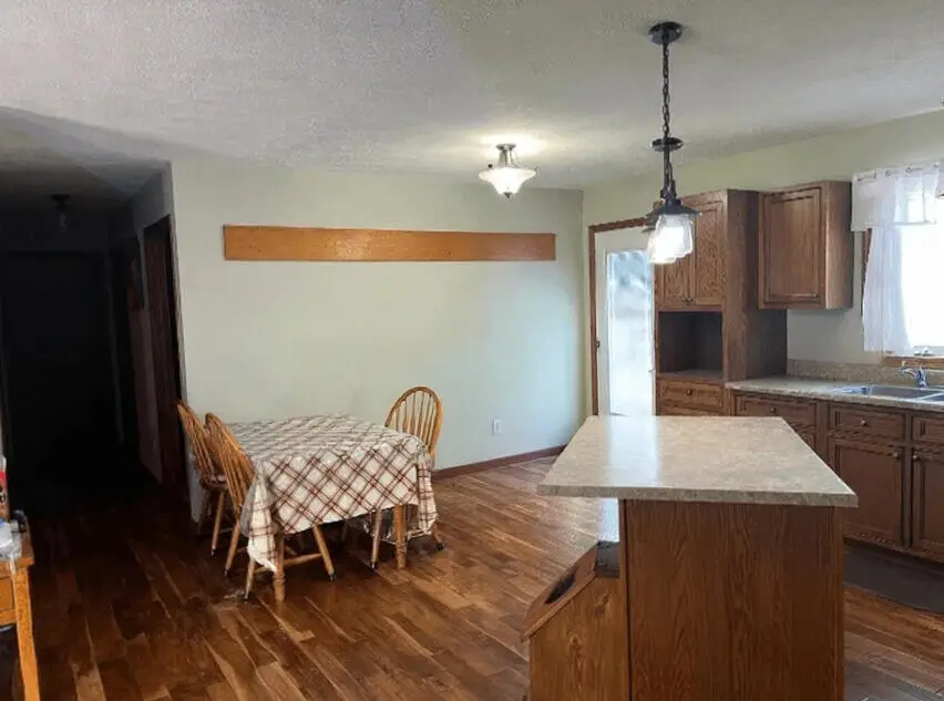 611 St. John Street, Faulkton, SD 57438 - #3