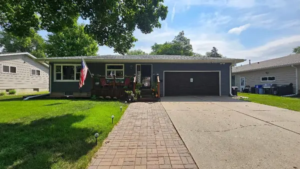1507 S 7th Street, Aberdeen, SD 57401