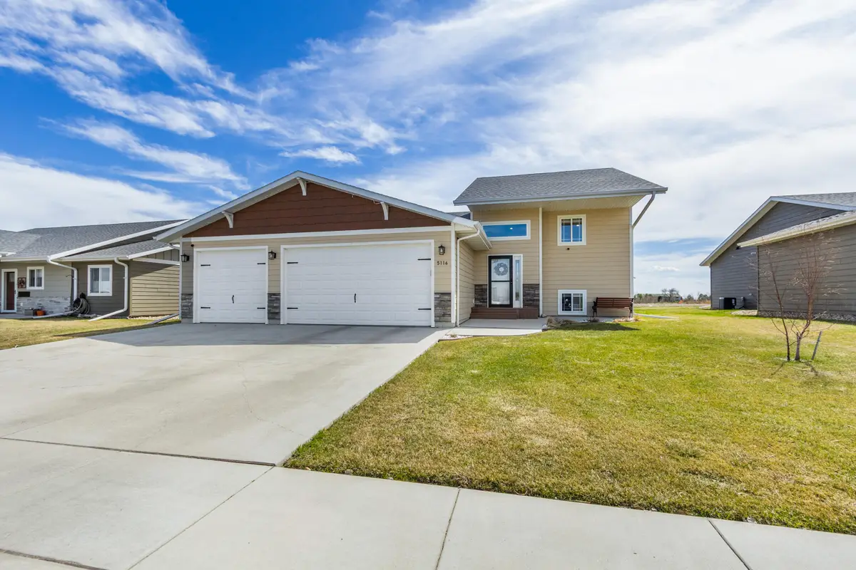5116 Kingfisher Avenue, Aberdeen, SD 57401 - #1