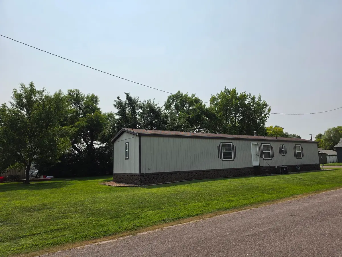 311 N 5th Street, Groton, SD 57445 - #1