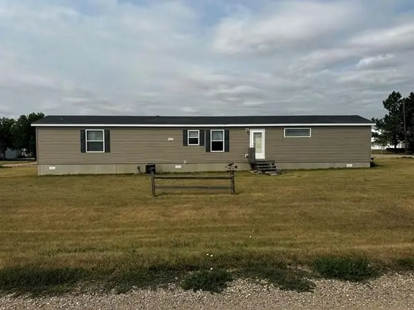 307 E Coffey Street, Akaska, SD 57420
